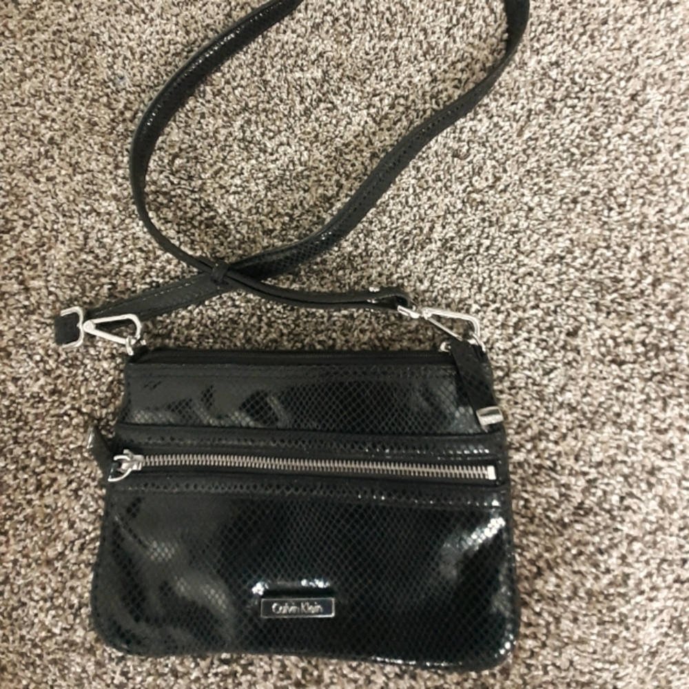 Calvin Klien crossbody hand bag